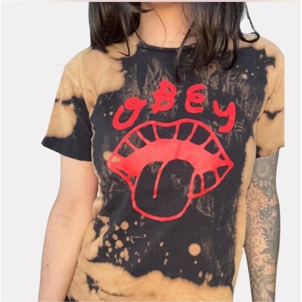 OBEY Bleach Dyed Cropped T-Shirt with Red Logo Size Small